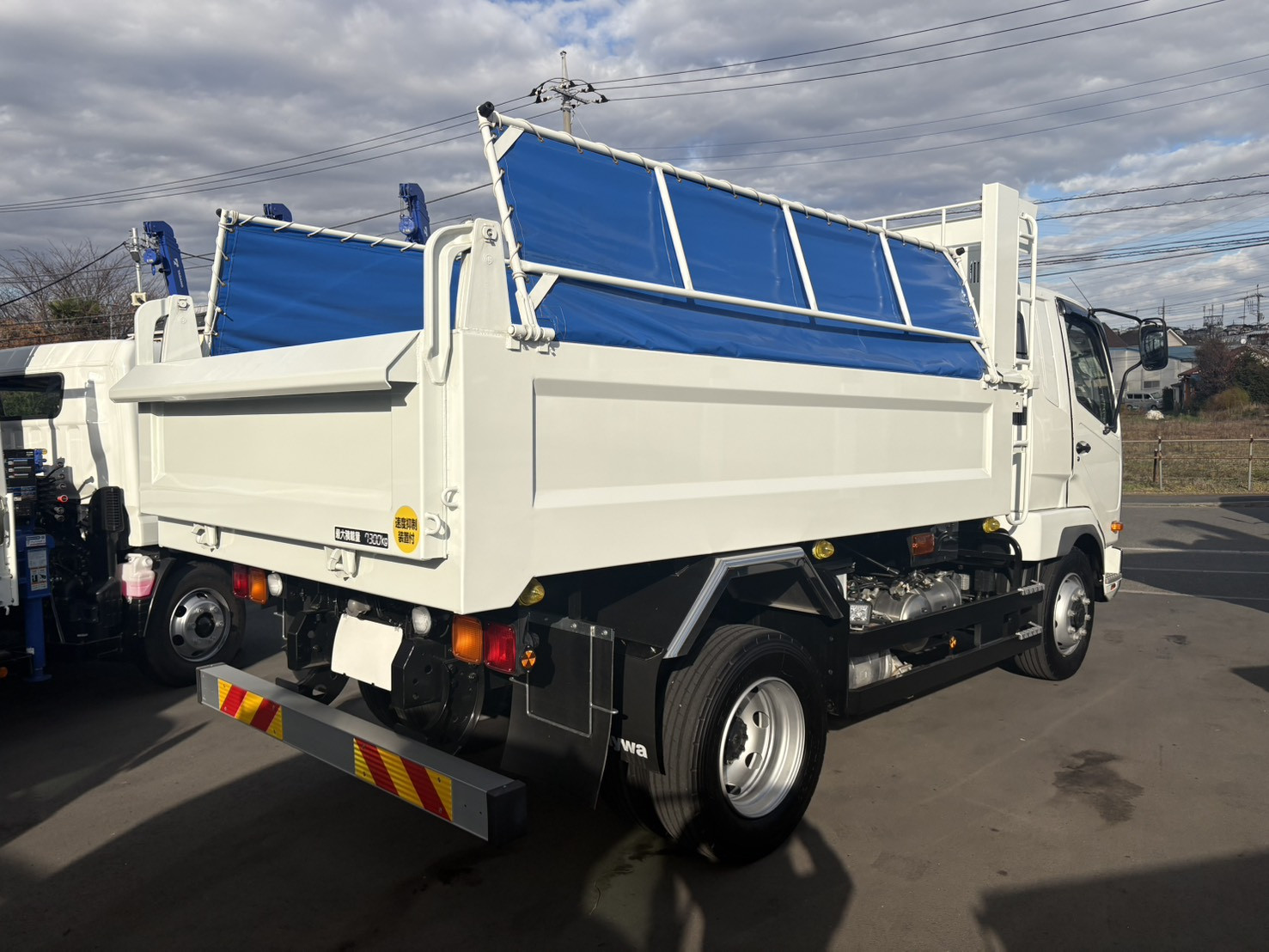 三菱 ファイター 2KG-FK62FZ(2WD)の写真3