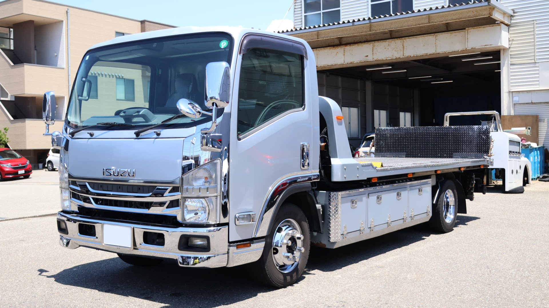 いすゞ エルフ 2PG-NPS88AN(4WD)の写真3