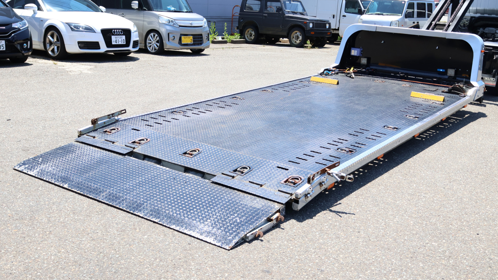 いすゞ エルフ 2PG-NPS88AN(4WD)の写真11