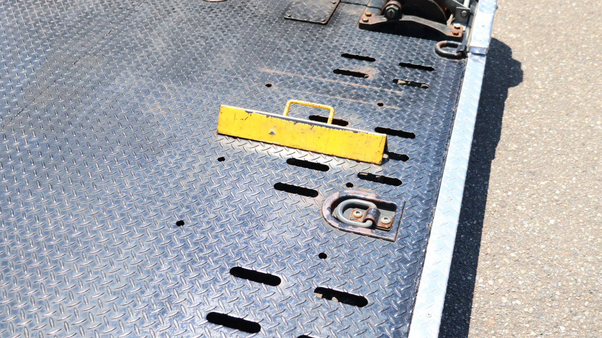 いすゞ エルフ 2PG-NPS88AN(4WD)の写真18