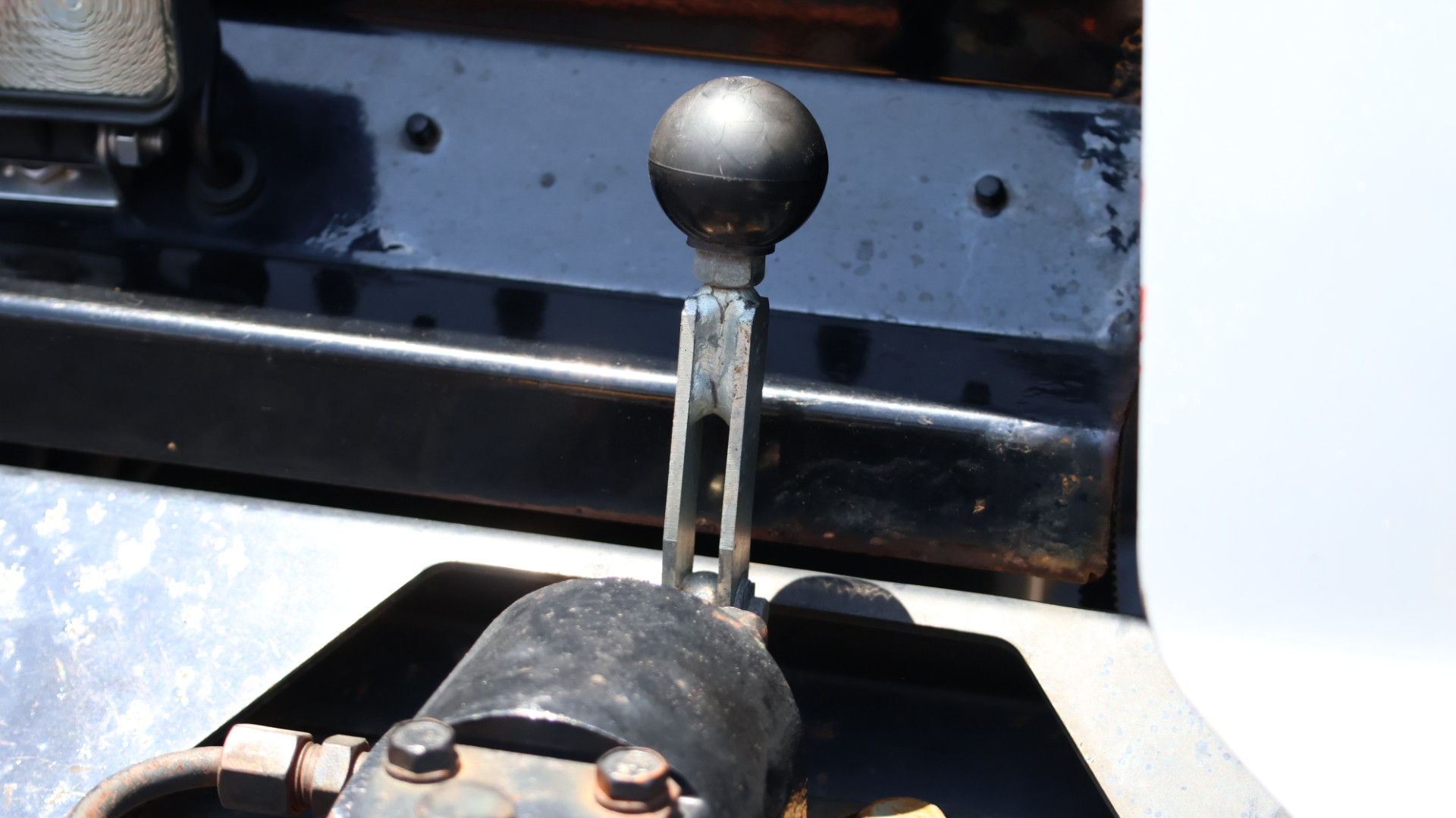 いすゞ エルフ 2PG-NPS88AN(4WD)の写真25