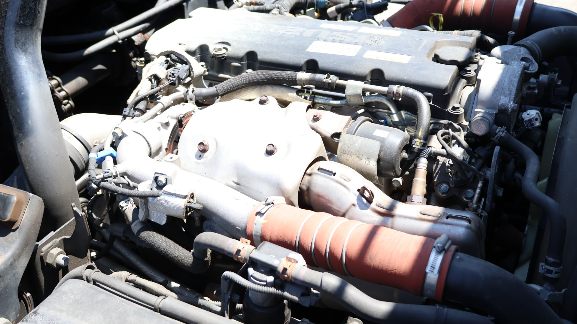 いすゞ エルフ 2PG-NPS88AN(4WD)の写真37