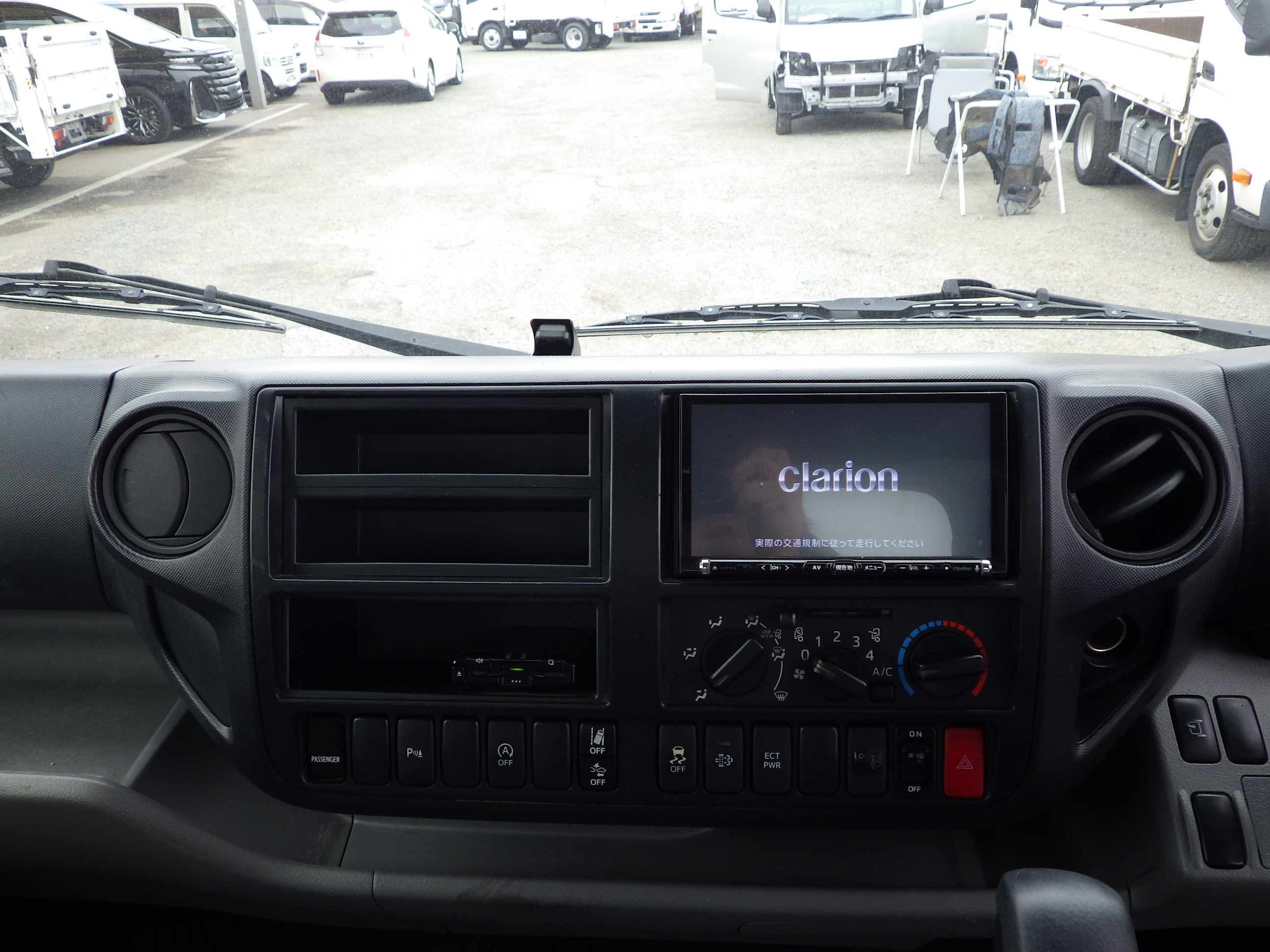 トヨタ ダイナ 2RG-XZU710(2WD)の写真9