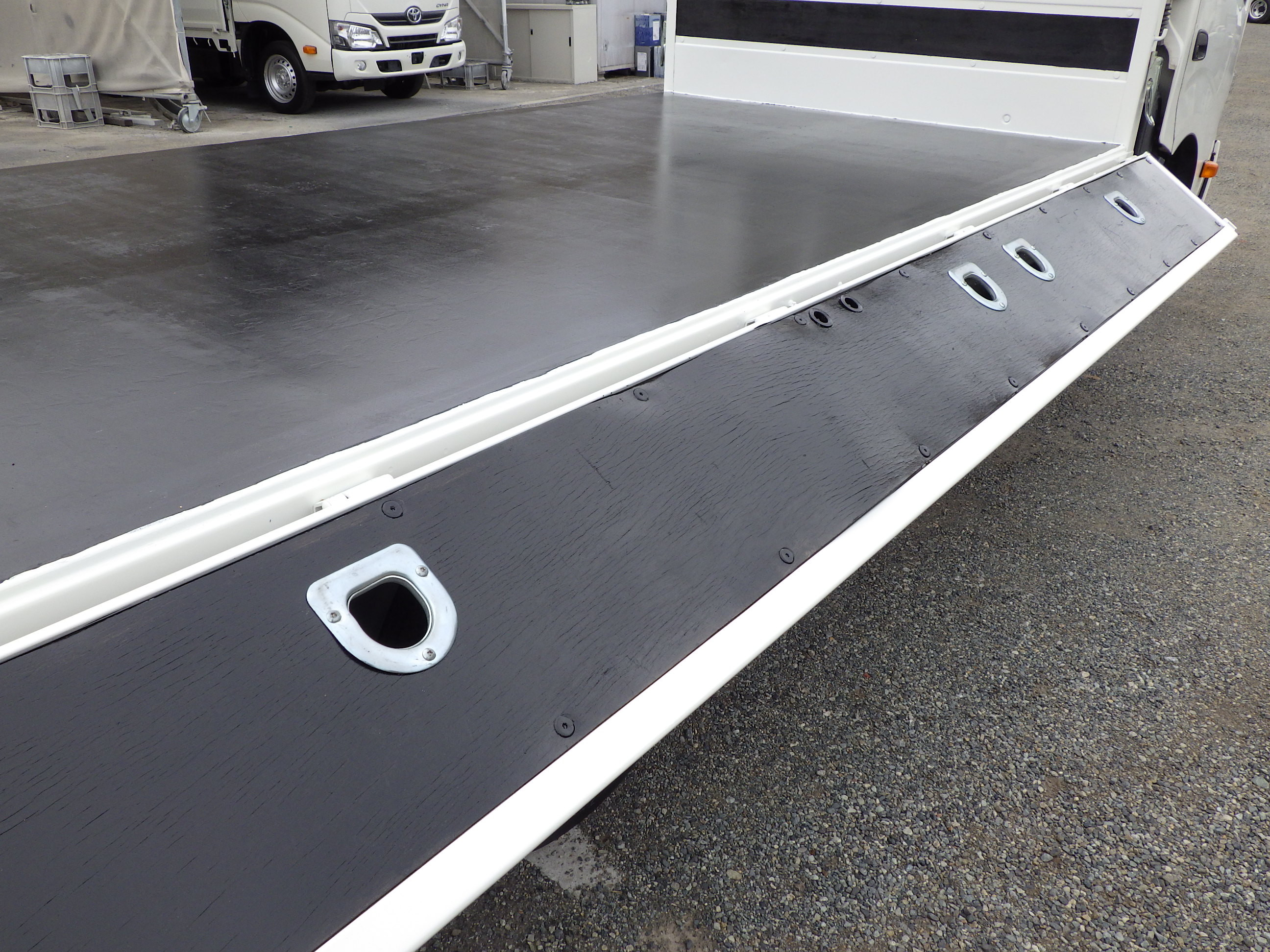 トヨタ ダイナ 2RG-XZU710(2WD)の写真26