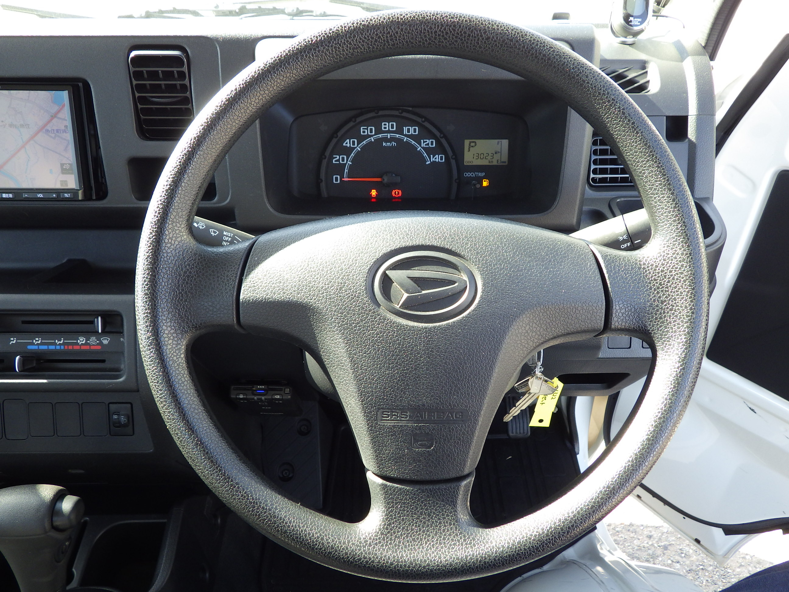 ダイハツ ハイゼットトラック EBD-S500P(2WD)の写真15