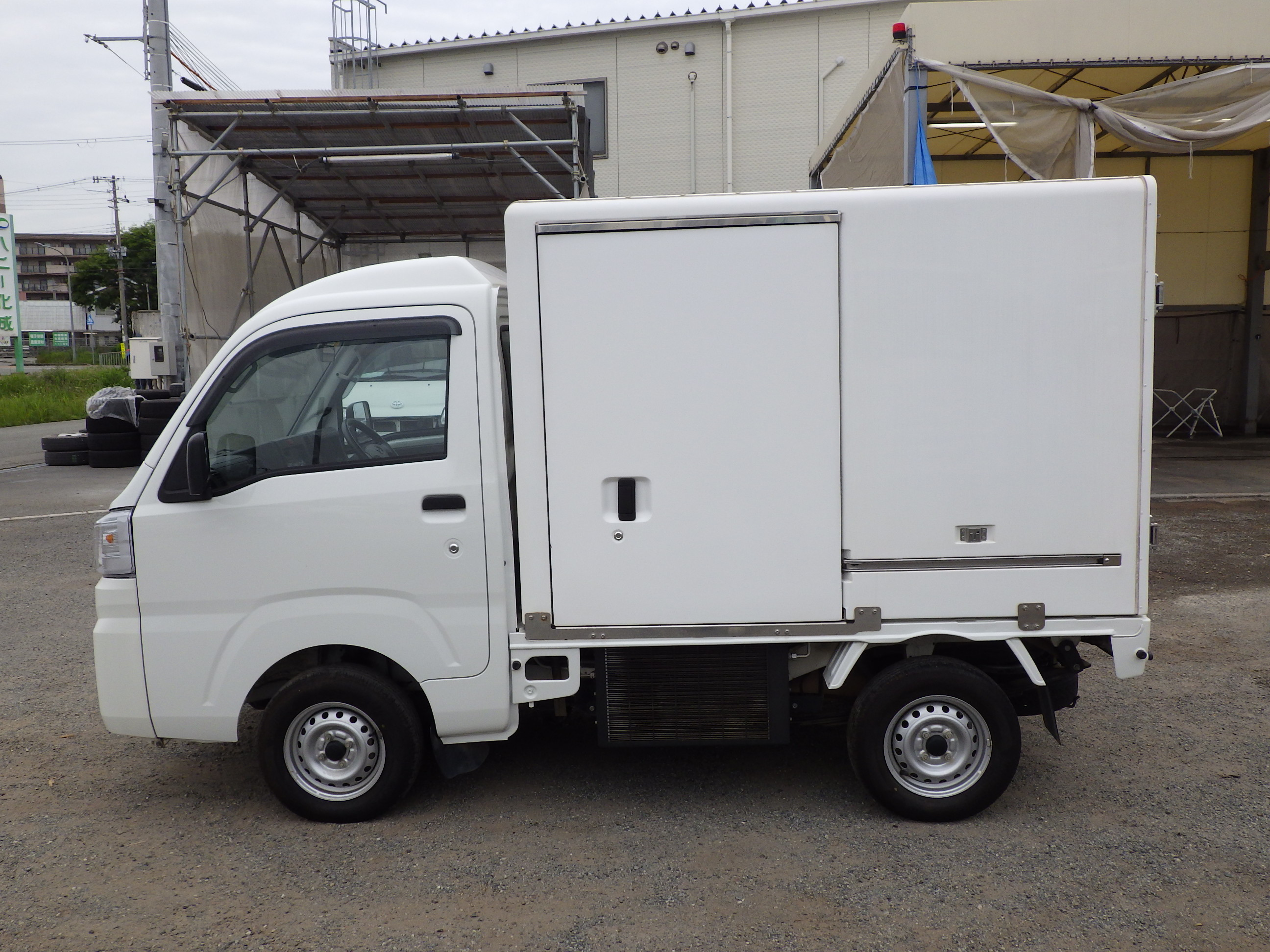 ダイハツ ハイゼットトラック 3BD-S500P(2WD)の写真3