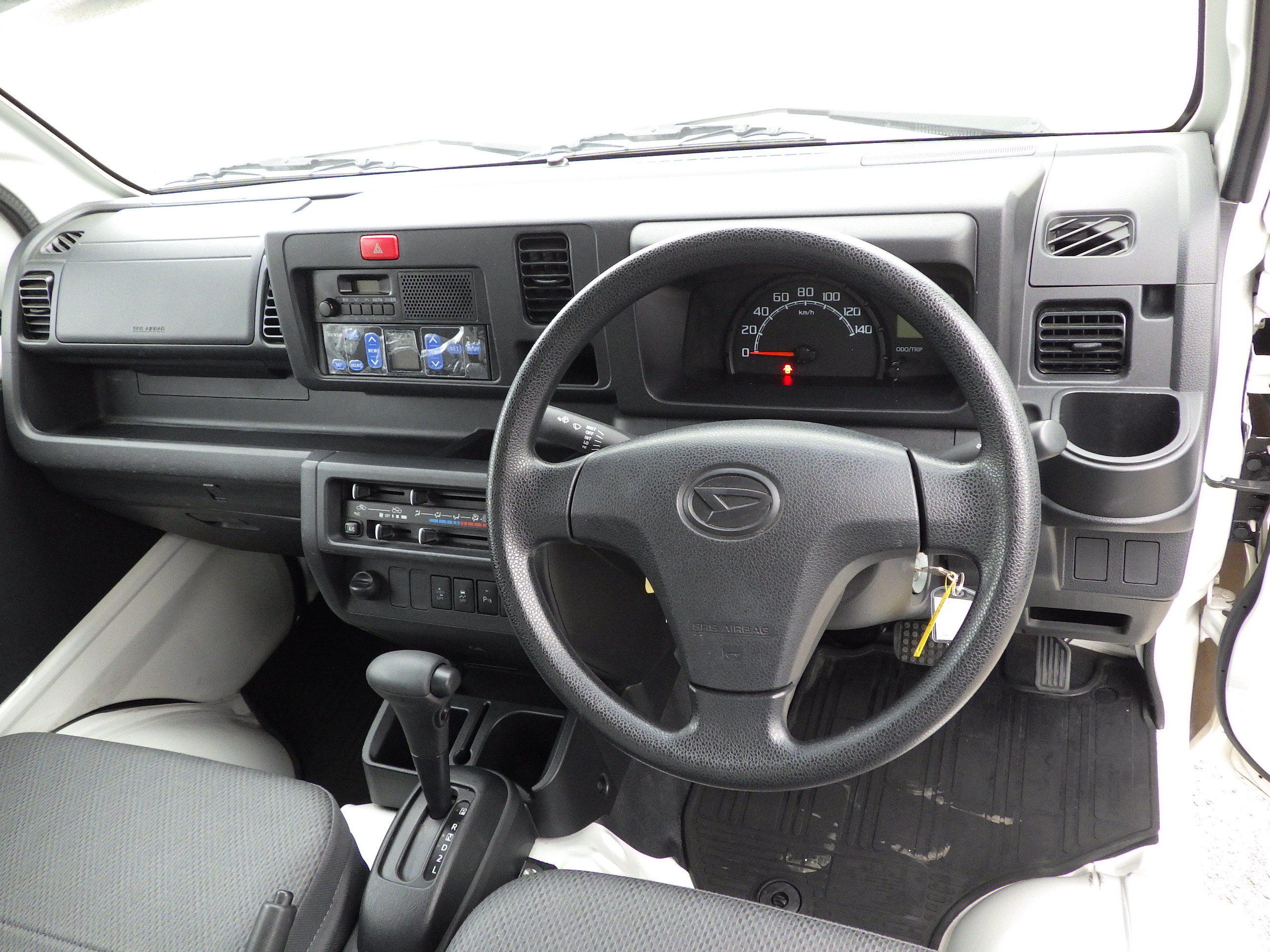 ダイハツ ハイゼットトラック 3BD-S500P(2WD)の写真6