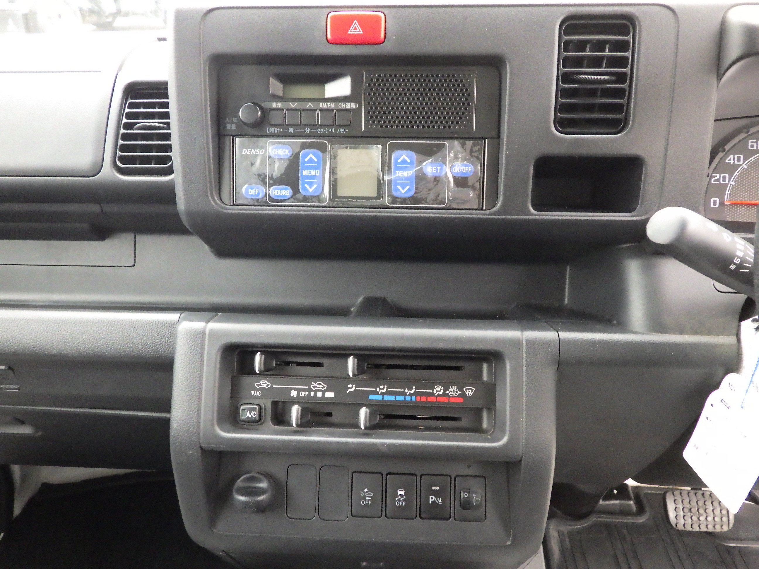 ダイハツ ハイゼットトラック 3BD-S500P(2WD)の写真9