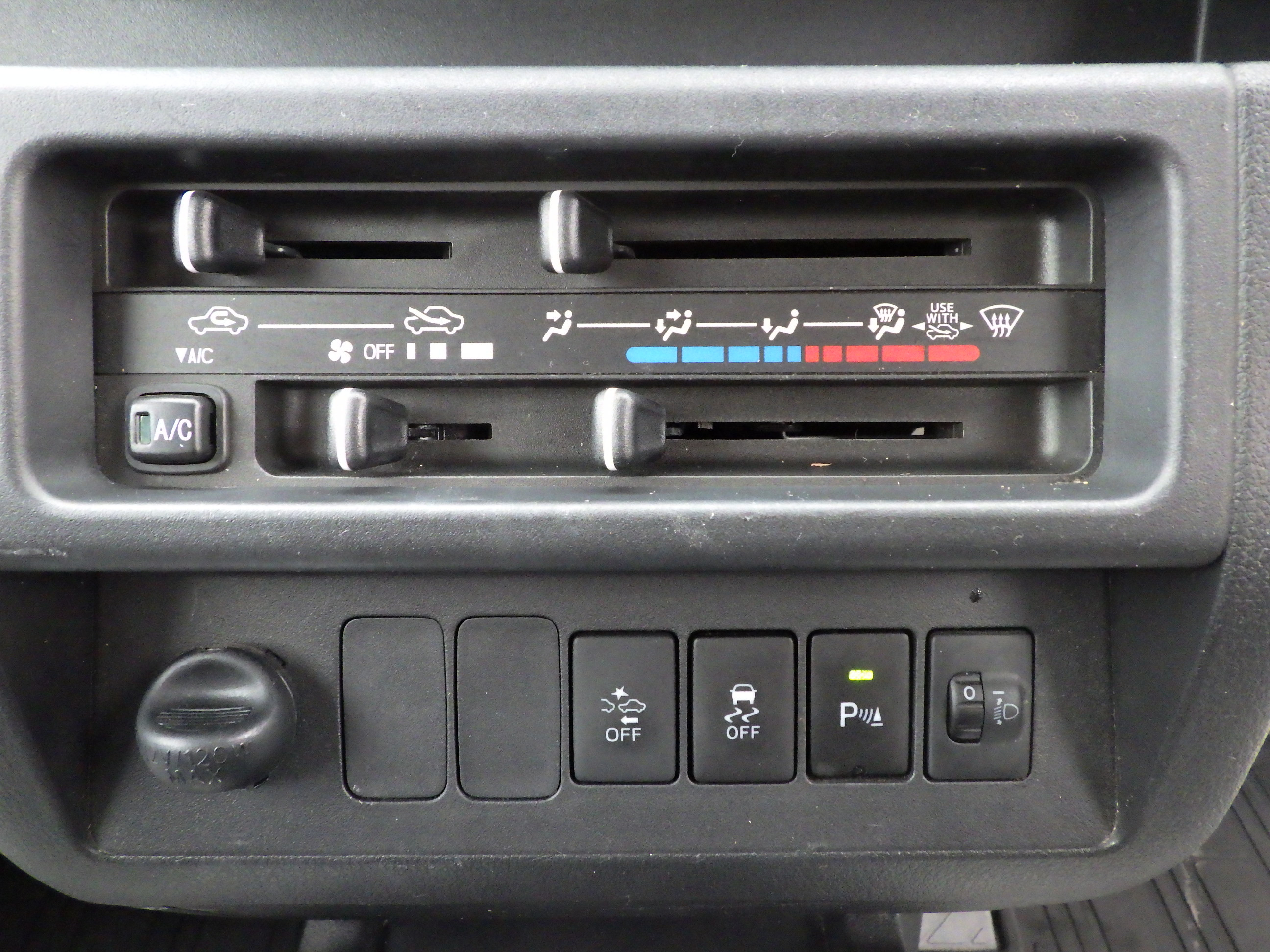 ダイハツ ハイゼットトラック 3BD-S500P(2WD)の写真11