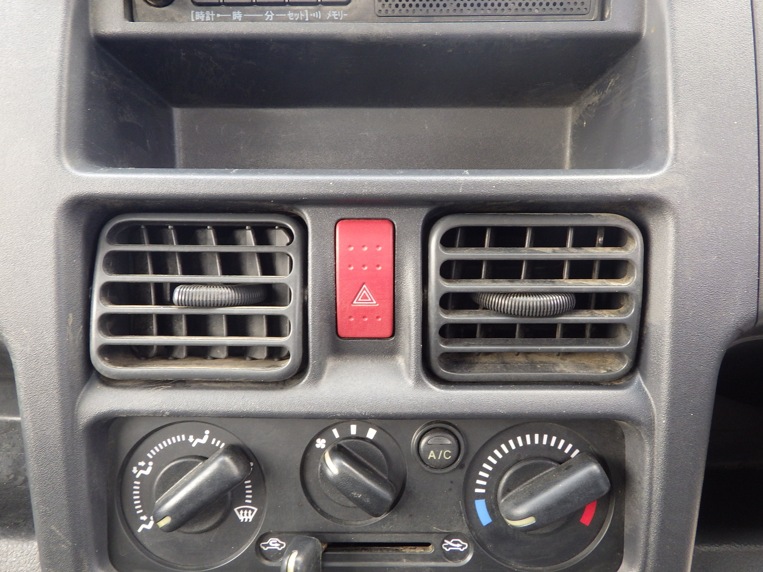 スズキ キャリイ EBD-DA16T(4WD)の写真11