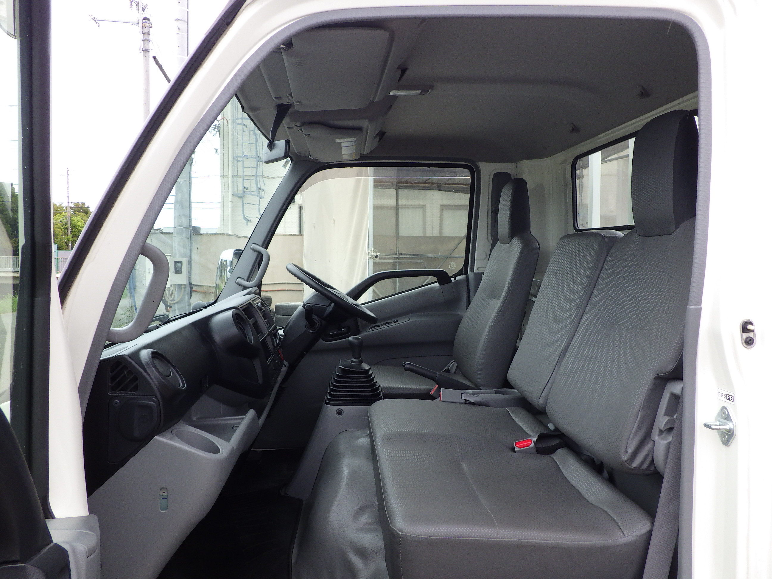 日野 デュトロ 2RG-XZU710M(2WD)の写真8