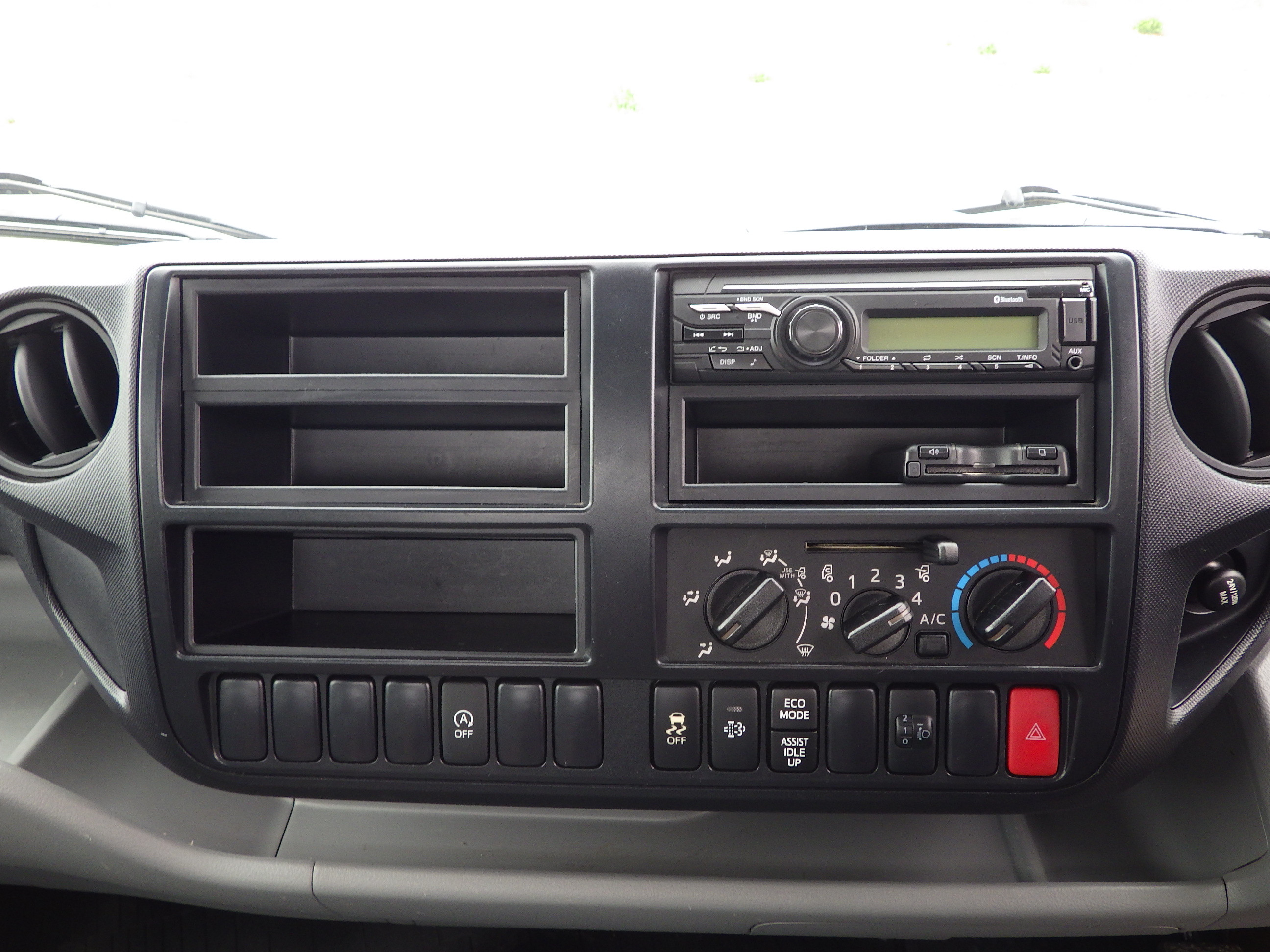 日野 デュトロ 2RG-XZU710M(2WD)の写真9