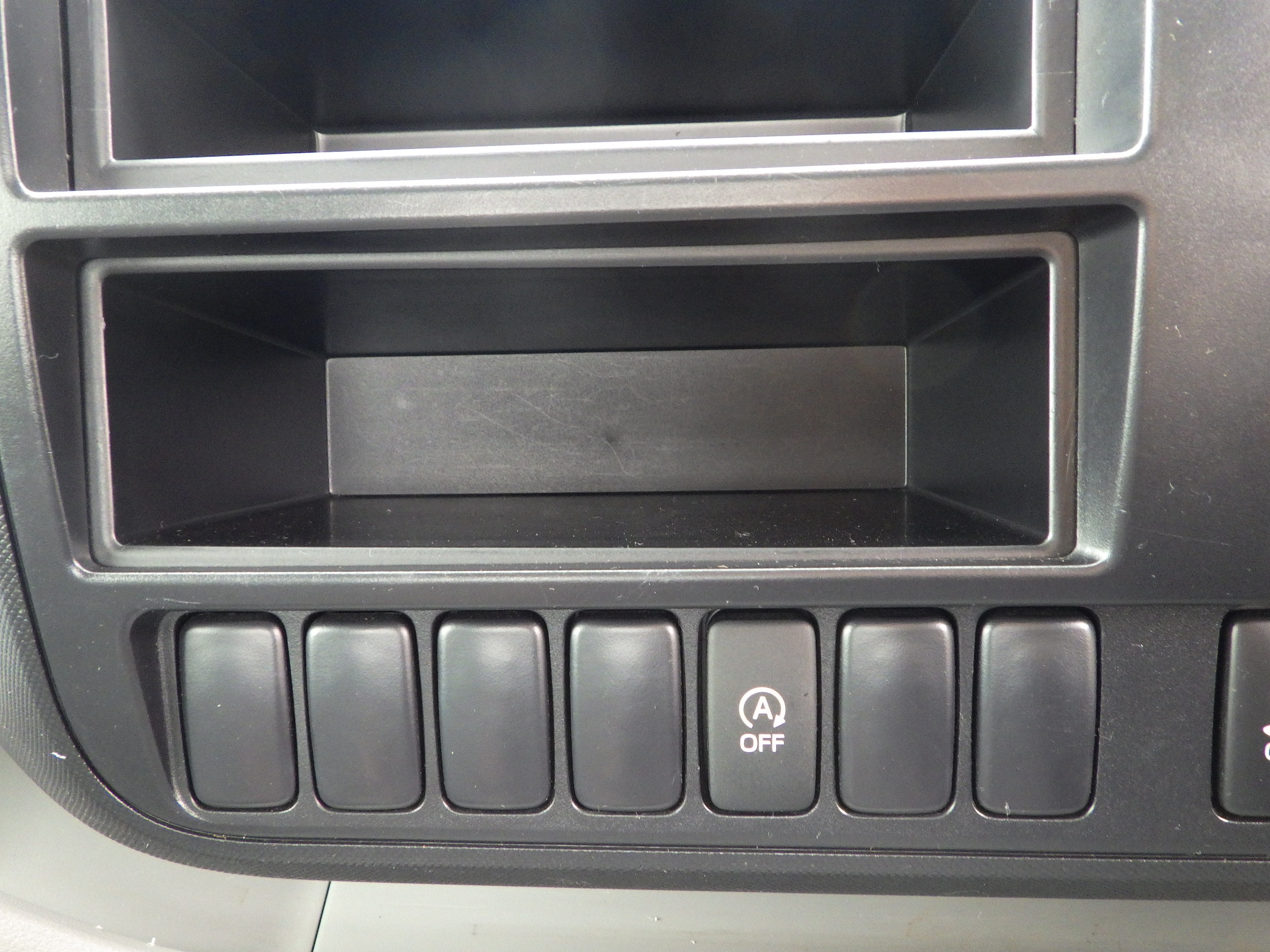 日野 デュトロ 2RG-XZU710M(2WD)の写真13