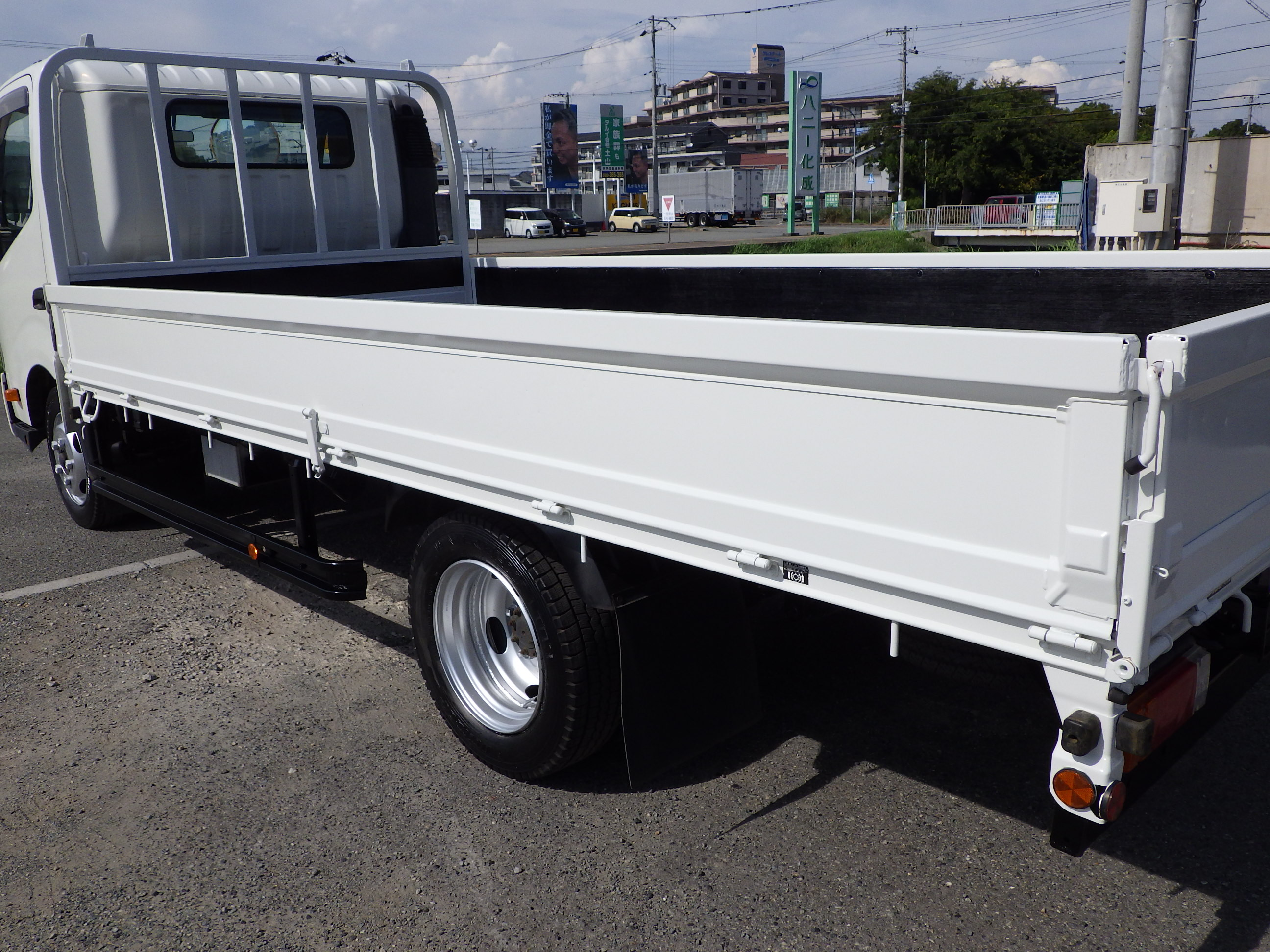 日野 デュトロ 2RG-XZU710M(2WD)の写真24