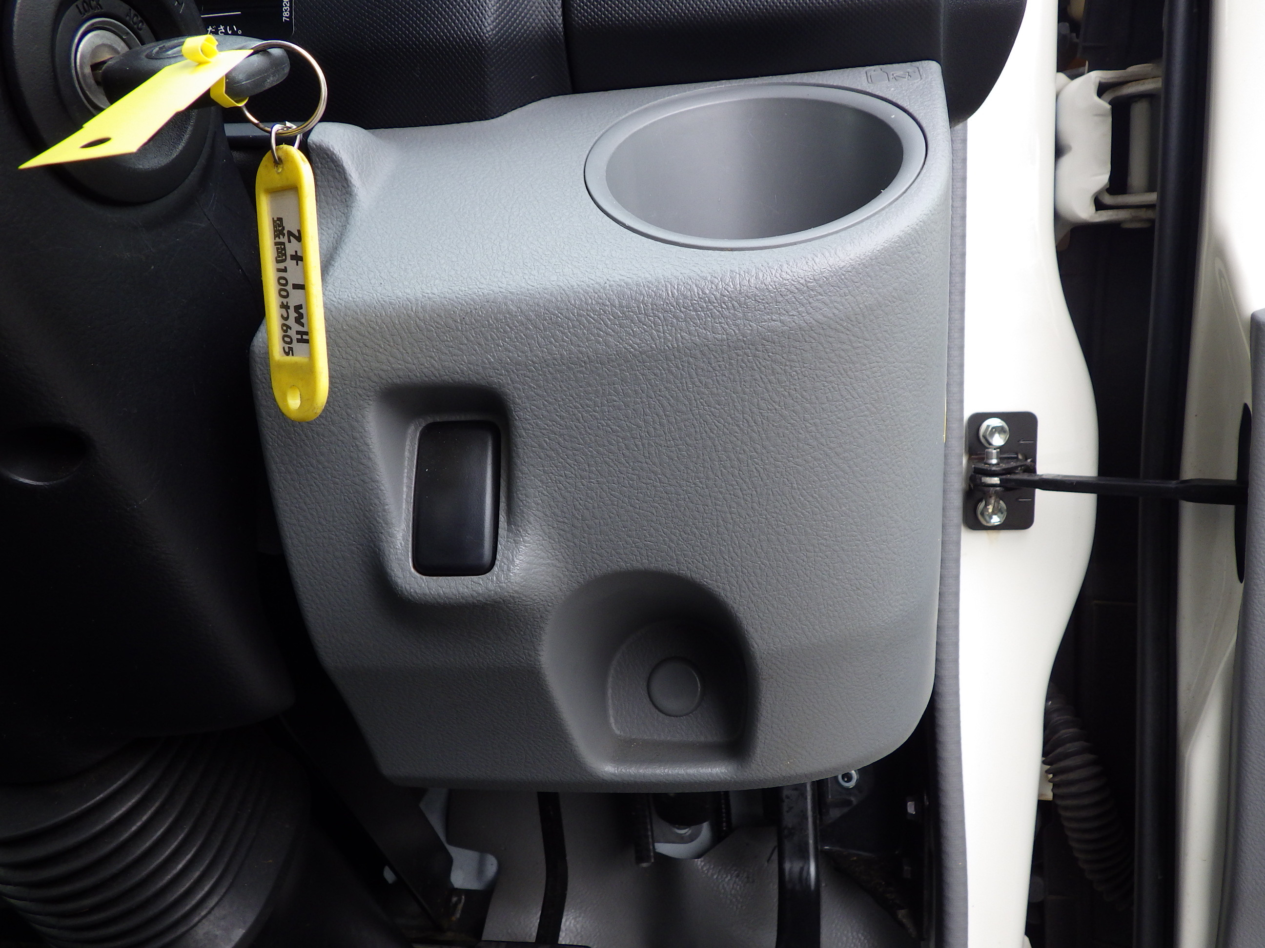 日野 デュトロ 2RG-XZU710M(2WD)の写真17