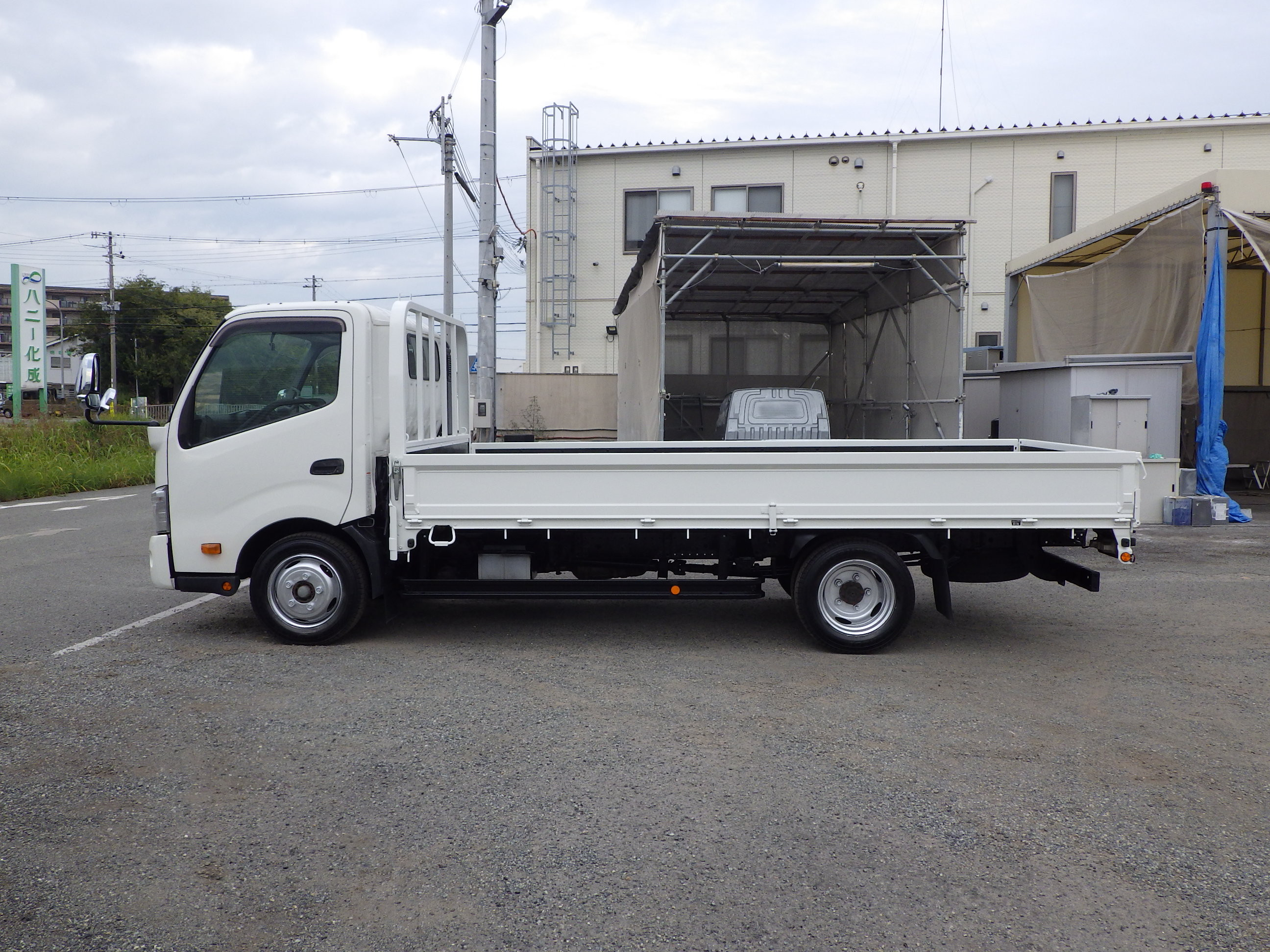 日野 デュトロ 2RG-XZU710M(2WD)の写真3