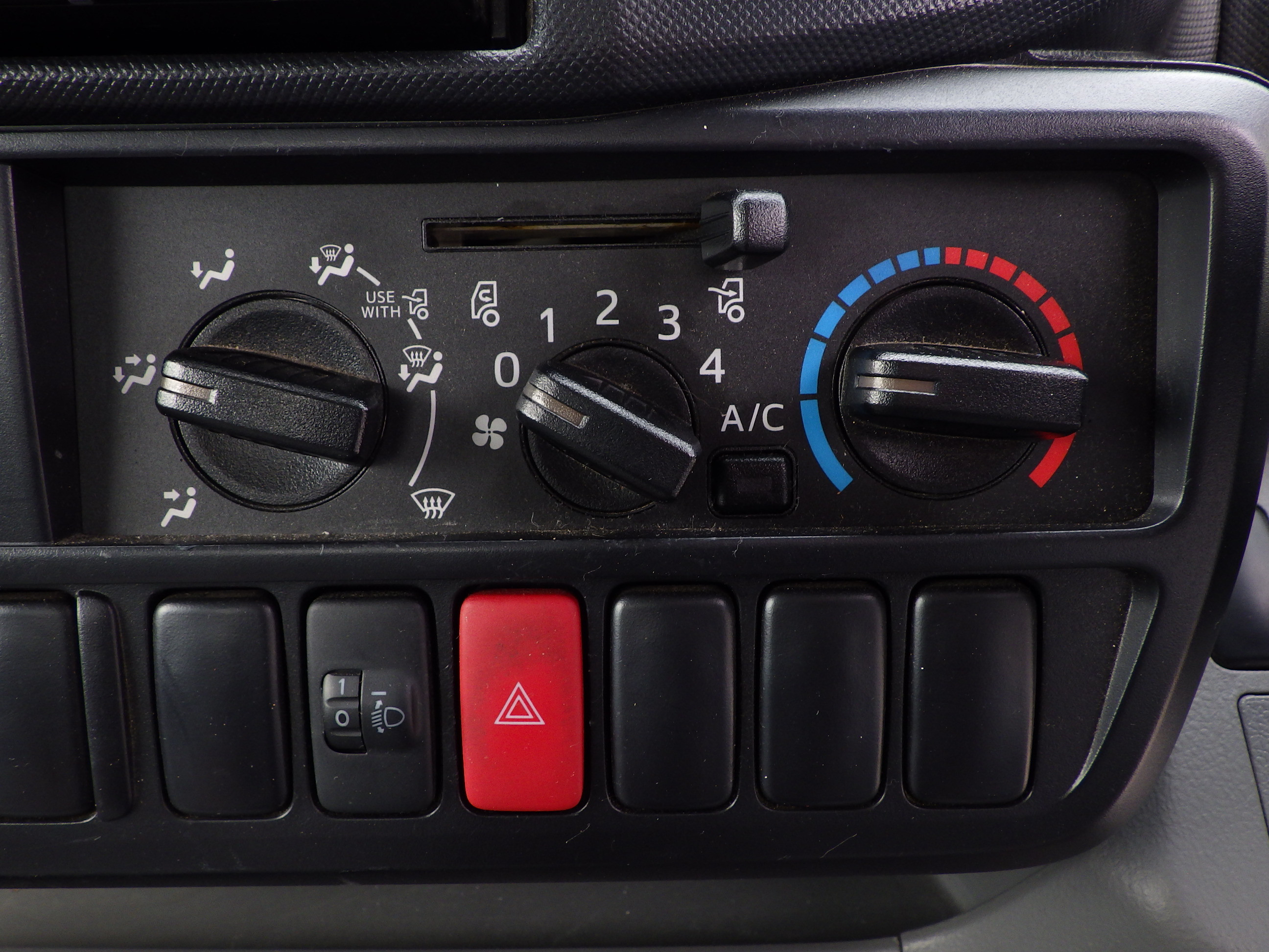 トヨタ ダイナ ABF-TRY230(2WD)の写真11