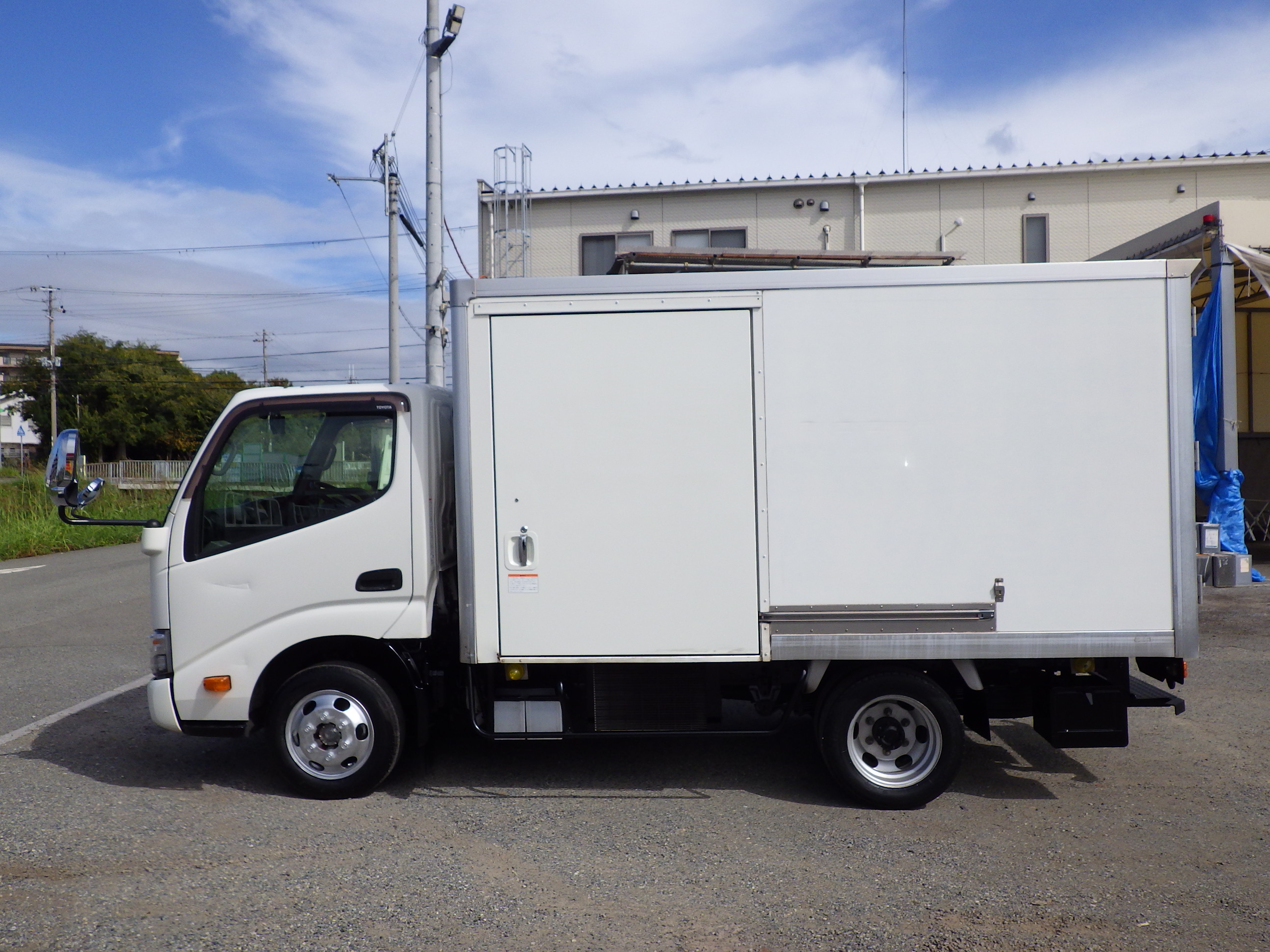 トヨタ トヨエース QDF-KDY231(2WD)の写真3