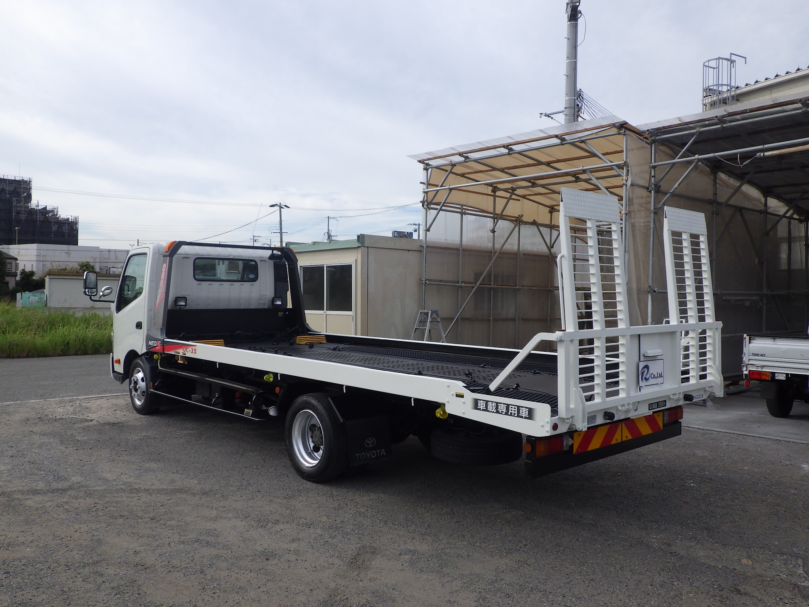 トヨタ ダイナ TDG-ZXU720(2WD)｜中古トラックなら【トラック市】