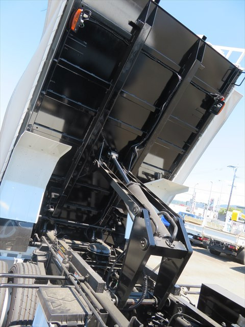 管理番号3645|三菱 ファイター 2KG-FK62FZ(2WD)の写真23