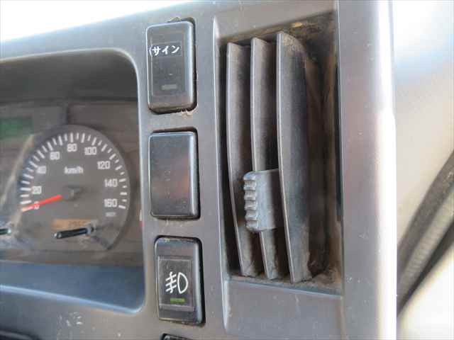 管理番号3692|いすゞ フォワード QKG-FTR34S2(2WD)の写真47