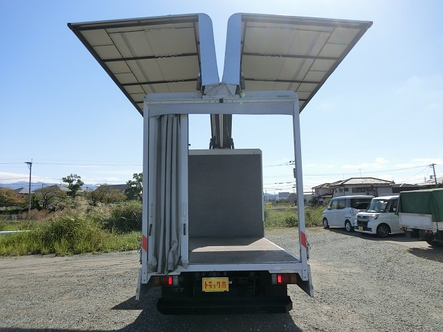 いすゞ エルフ PB-NPR81AN(2WD)の写真16