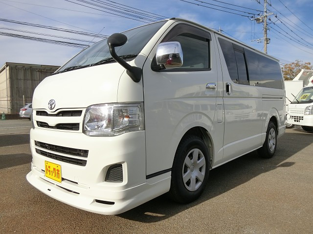 ハイエース/レジアスエース KDH201V/KDH200V/TRH200V 純正 左リアドア 左スライドドア レジアスエースバン型式：ADF-KDH201V（トヨタ）のクルマカタログ