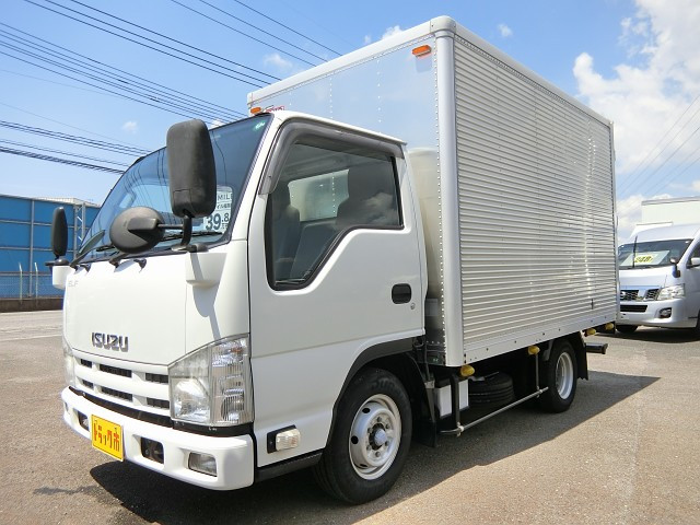 いすゞ エルフ TKG-NJR85AN(2WD)の写真1