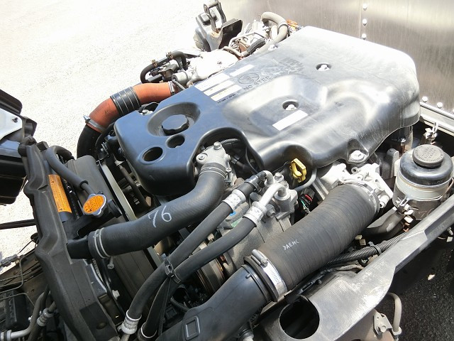 いすゞ エルフ TKG-NJR85AN(2WD)の写真5