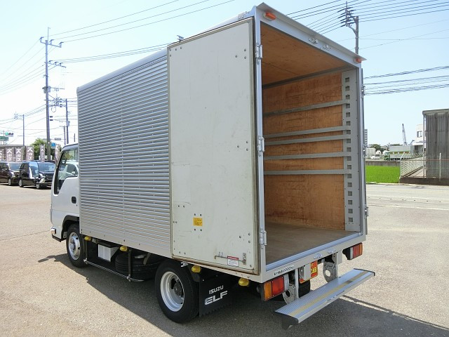 いすゞ エルフ TKG-NJR85AN(2WD)の写真13