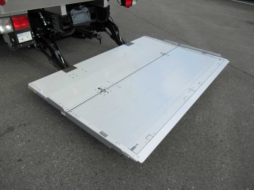 日野 レンジャー 2KG-FD2ABG(2WD)の写真8