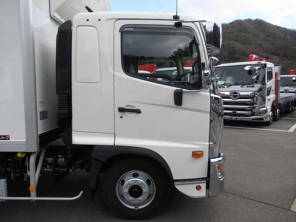 日野 レンジャー 2KG-FD2ABG(2WD)の写真13