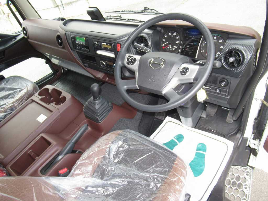 日野 レンジャー 2KG-FD2ABG(2WD)の写真15
