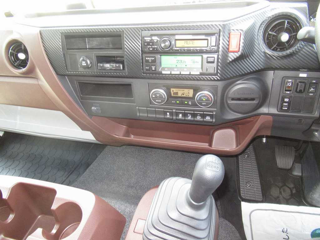 日野 レンジャー 2KG-FD2ABG(2WD)の写真16