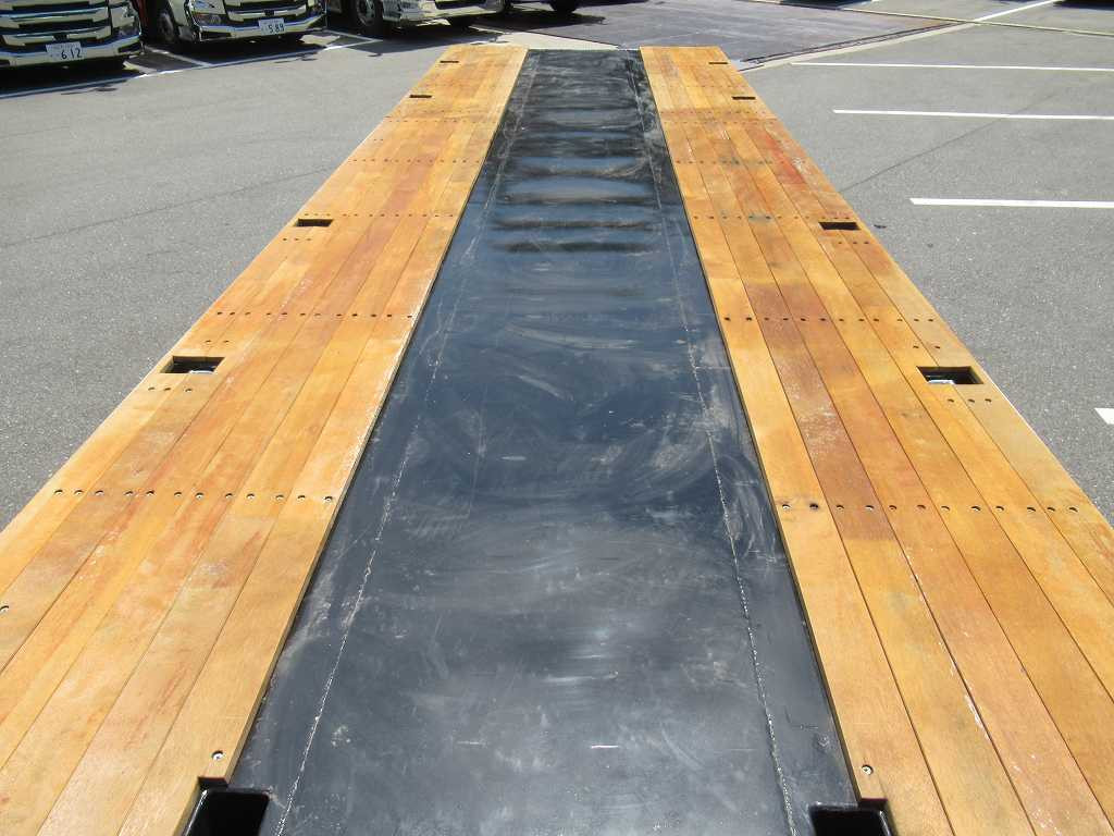 日野 プロフィア 2DG-FW1AHC(8x4)の写真8