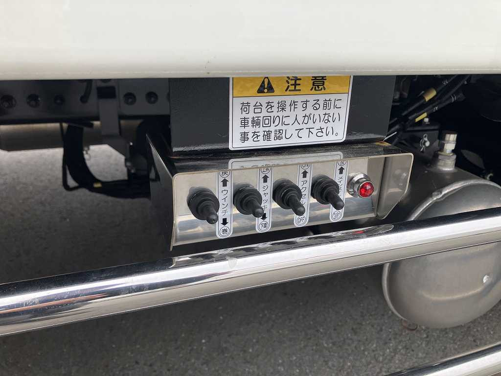 日野 プロフィア 2DG-FW1AHC(8x4)の写真13