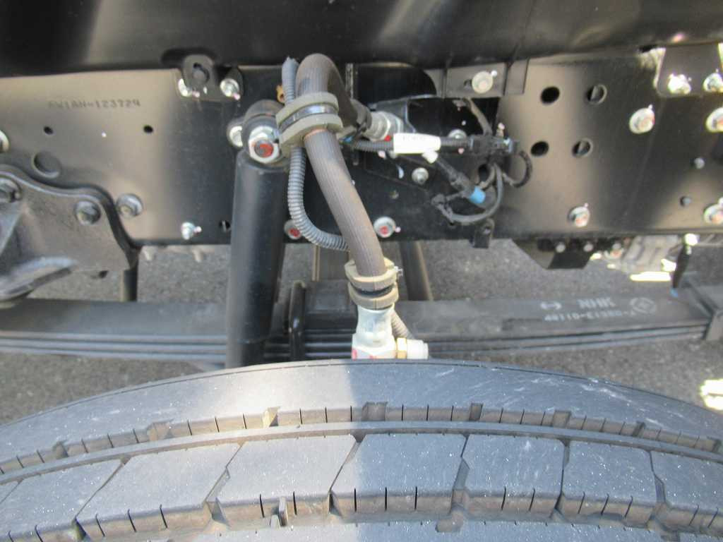 日野 プロフィア 2DG-FW1AHC(8x4)の写真27