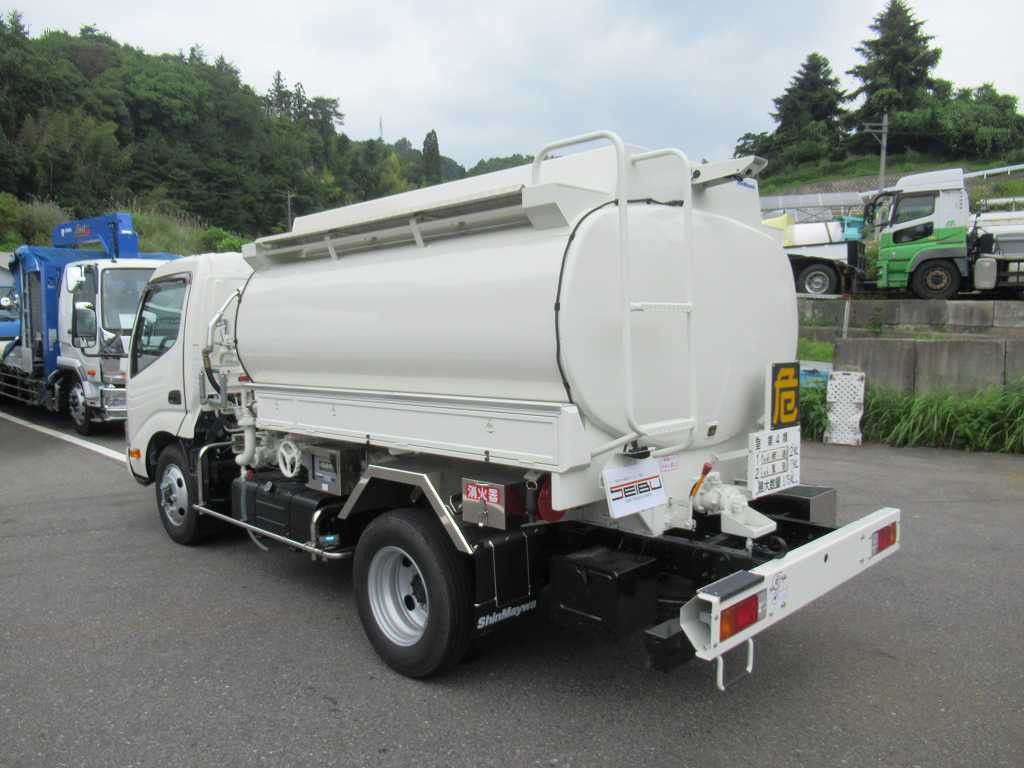 日野 デュトロ 2DG-XZU685M(4WD)の写真5