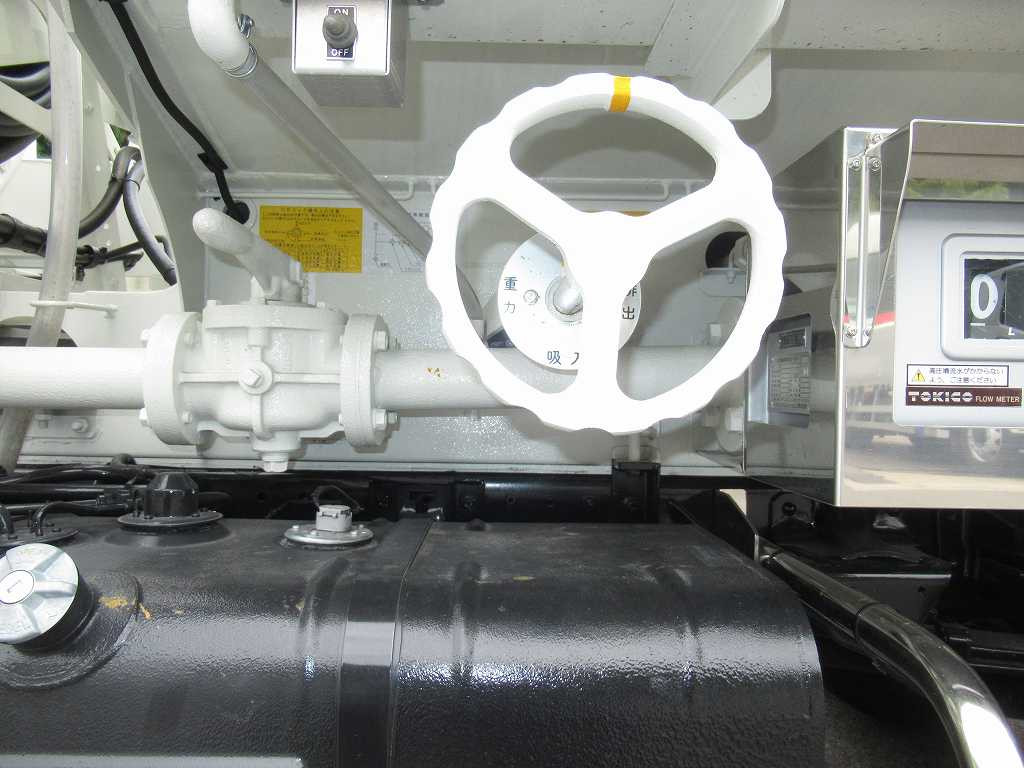 日野 デュトロ 2DG-XZU685M(4WD)の写真9