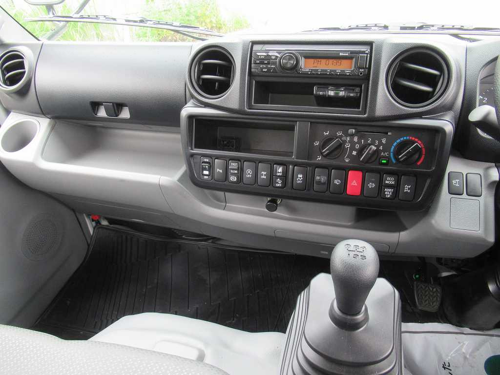 日野 デュトロ 2DG-XZU685M(4WD)の写真19