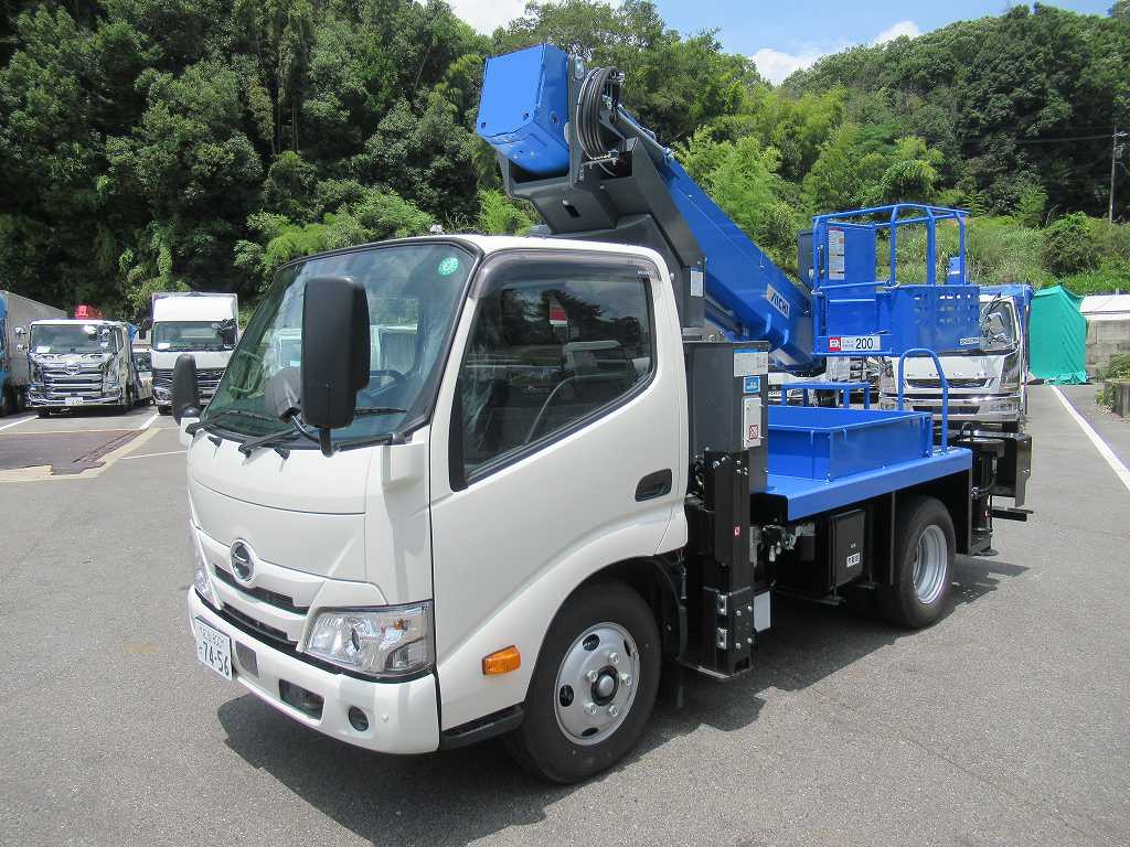 日野 デュトロ 2KG-XZU600E(2WD)の写真2