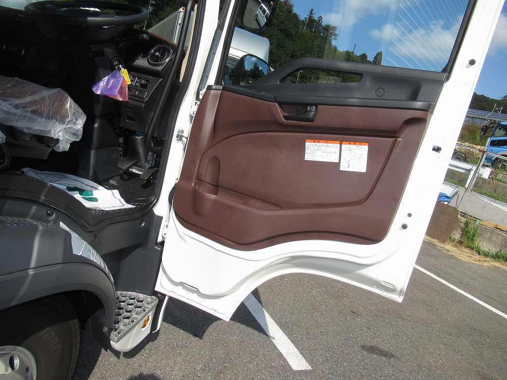 日野 レンジャー 2KG-FD2ABG(2WD)の写真22