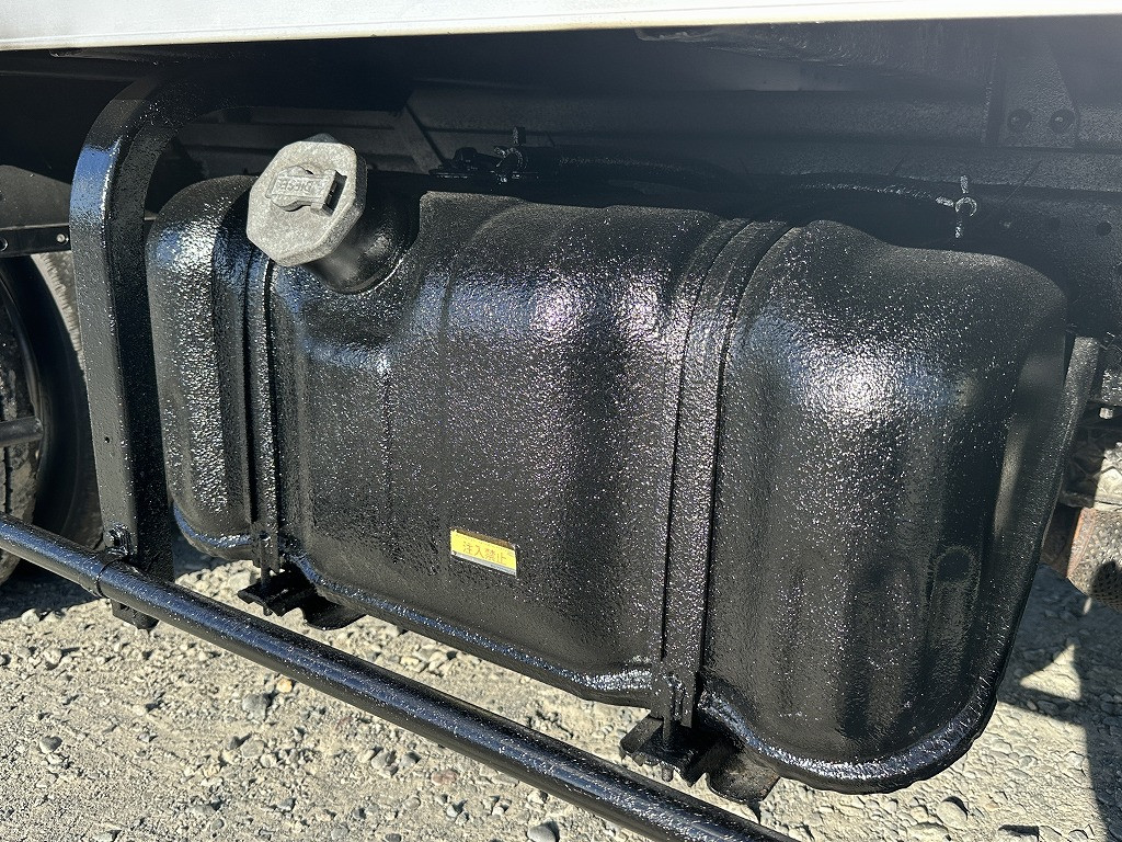 創業以来多くのトラックなどの業務用車両や乗用車の車検・点検・整備・板金・塗装を行ってます！！創業３０年以上の実績と、経験豊富なスタッフが対応いたします。|いすゞ エルフ TRG-NLR85AN(2WD)の写真24