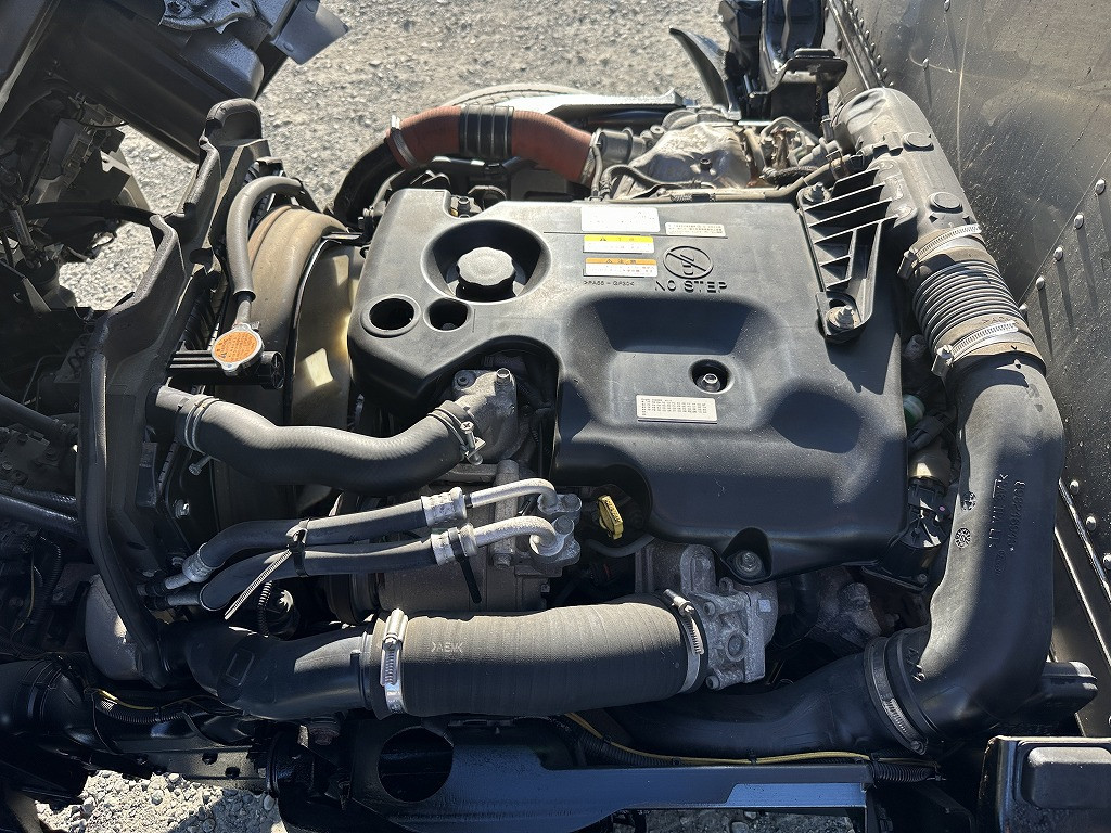 創業以来多くのトラックなどの業務用車両や乗用車の車検・点検・整備・板金・塗装を行ってます！！創業３０年以上の実績と、経験豊富なスタッフが対応いたします。|いすゞ エルフ TRG-NLR85AN(2WD)の写真29