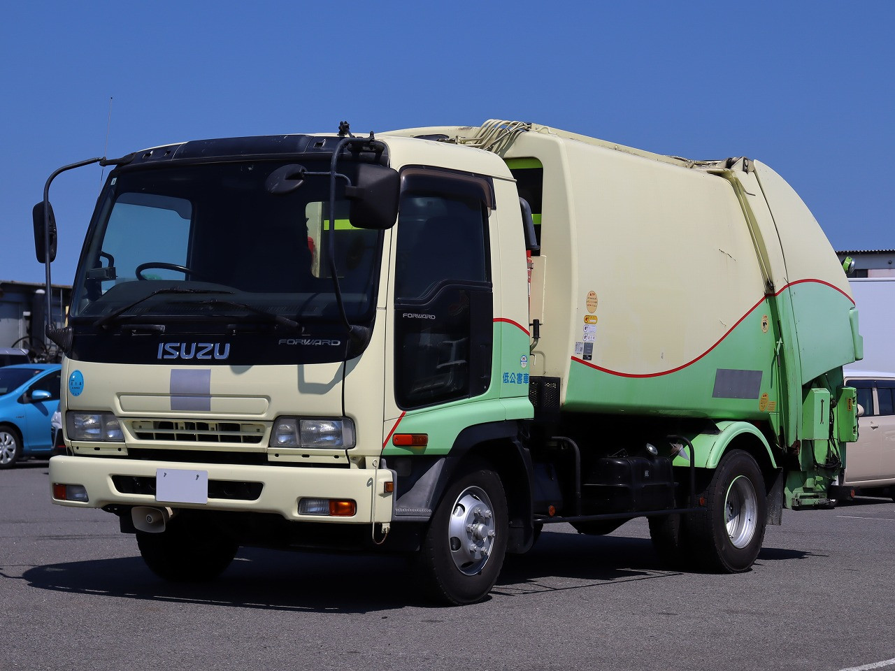 いすゞ フォワード PB-FRR35D3S(2WD)の写真1