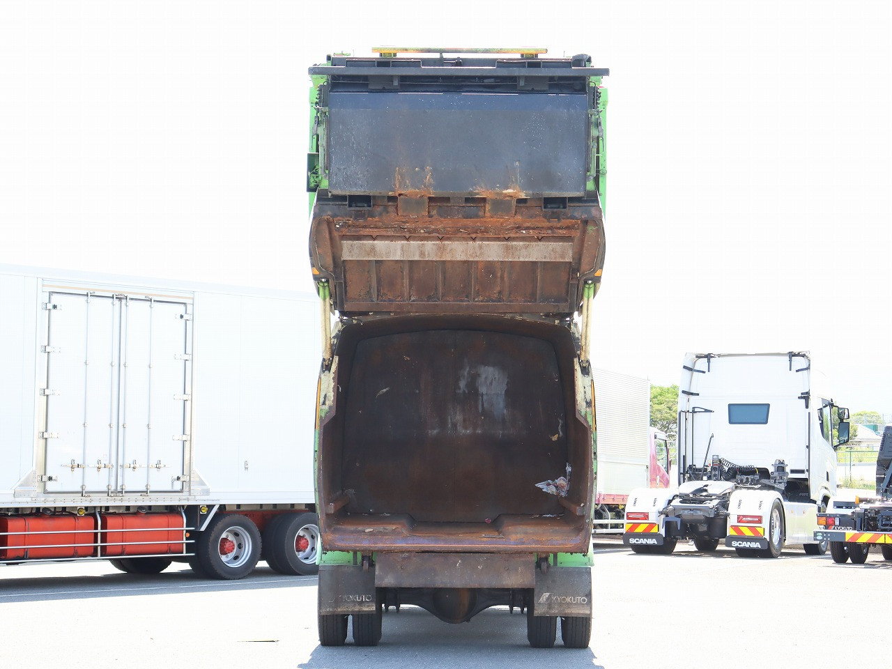 いすゞ フォワード PB-FRR35D3S(2WD)の写真7