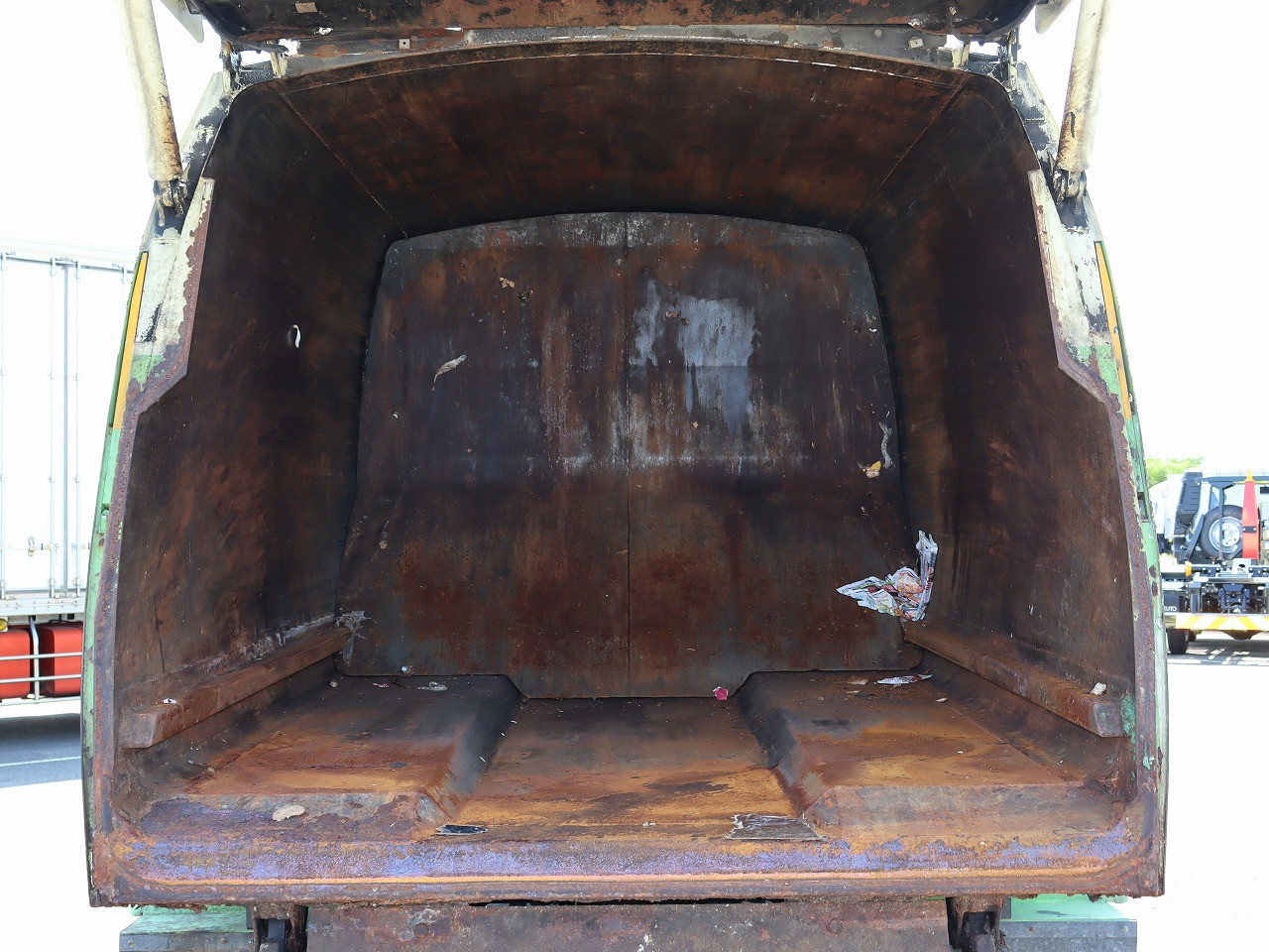 いすゞ フォワード PB-FRR35D3S(2WD)の写真8