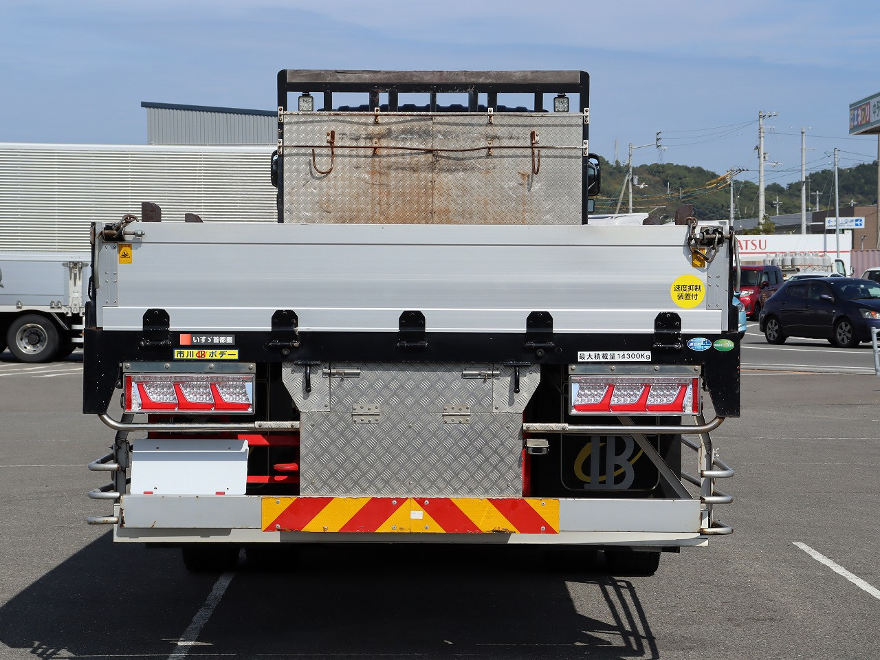 いすゞ ギガ 2PG-CYY77C(6x4)の写真6