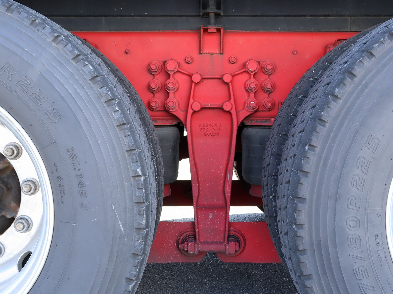 いすゞ ギガ 2PG-CYY77C(6x4)の写真13