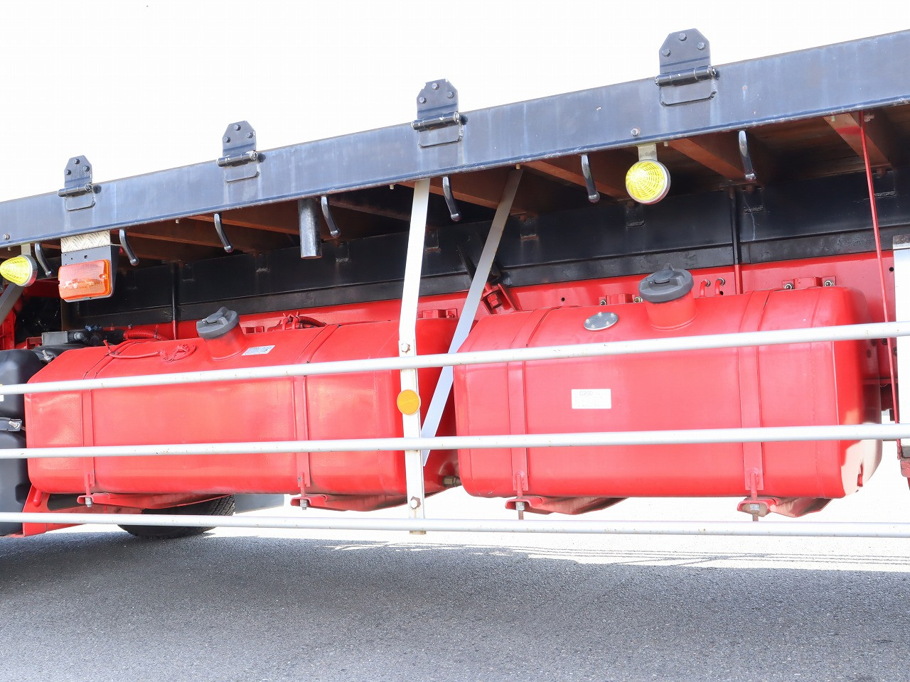 いすゞ ギガ 2PG-CYY77C(6x4)の写真15